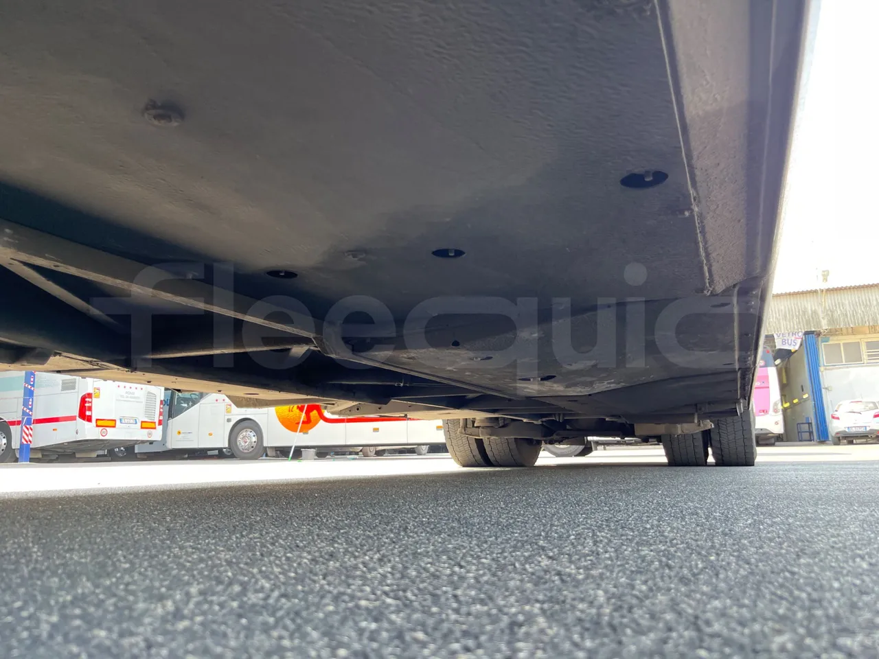 Setra S 431 DT - EUR6 - 375kW - 13.89m - central undercarriage photo