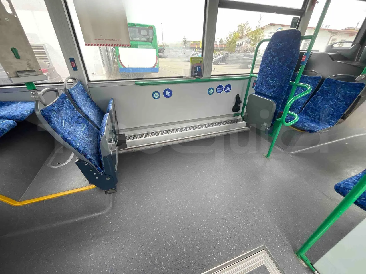 Solaris Urbino 10.5 - EUR6 -  204kW - 10.550m - disabled area photo