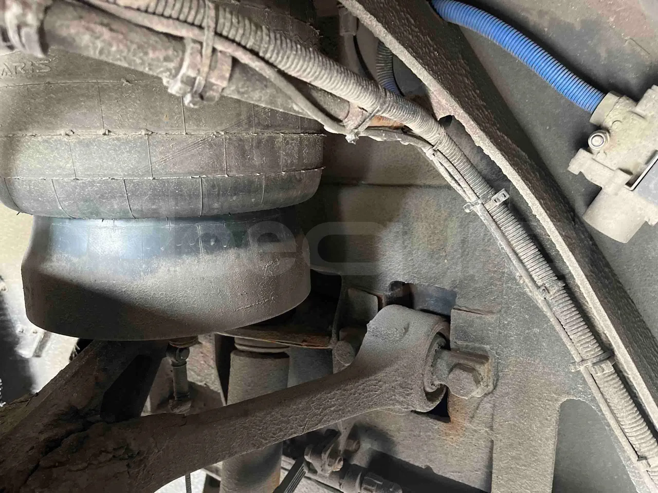 Solaris Urbino 10.5 - EUR6 -  204kW - 10.550m - front shock absorbers right