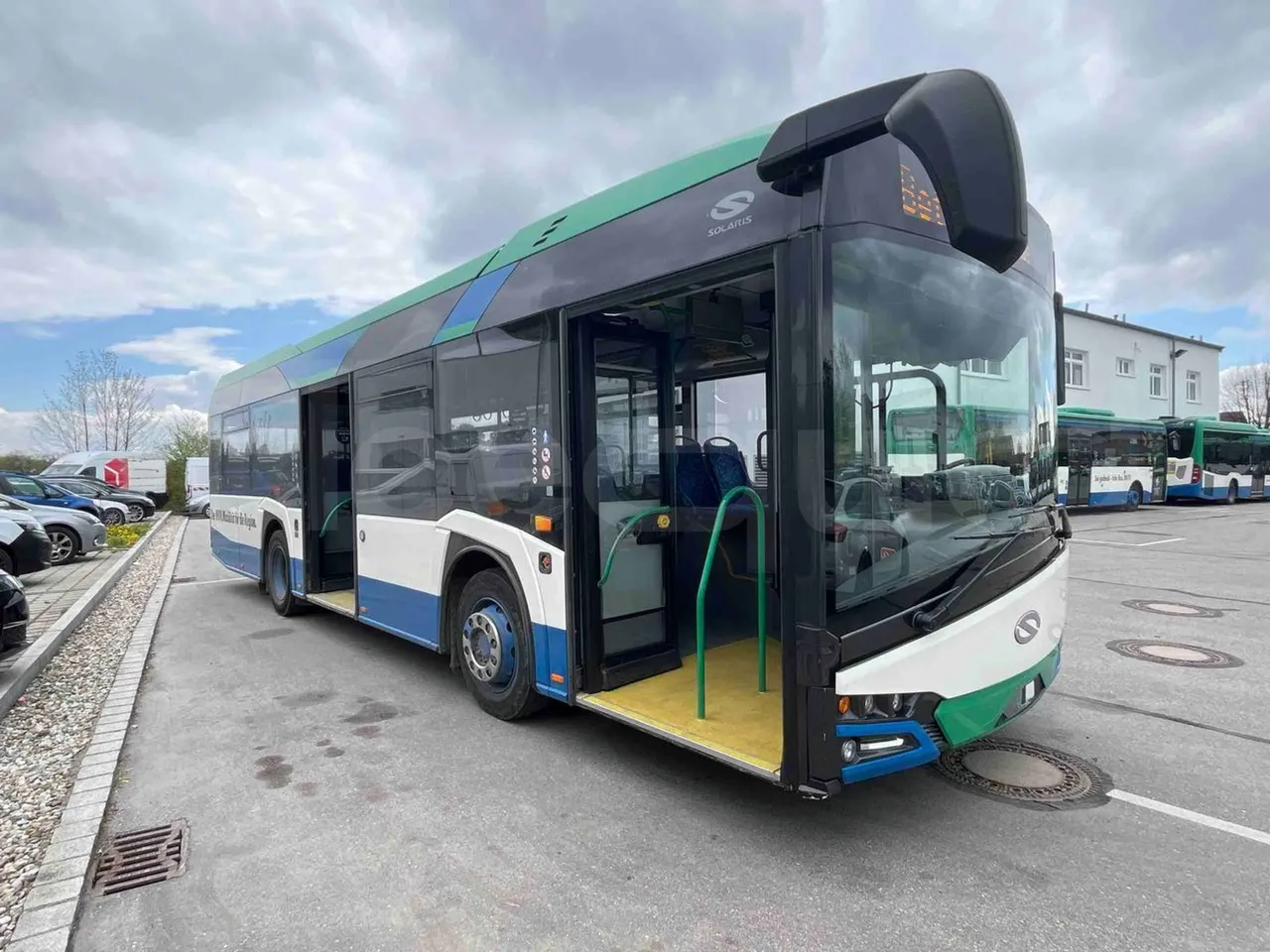 Solaris Urbino 10.5 - EUR6 -  204kW - 10.550m - platform open photo
