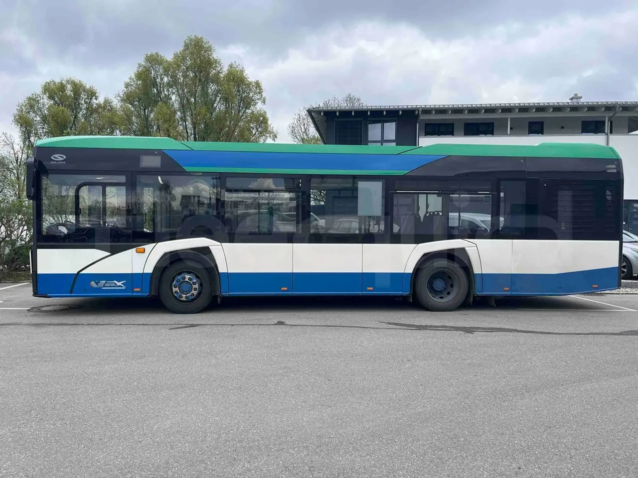 Solaris Urbino 10.5 - EUR6 -  204kW - 10.550m - left side photo