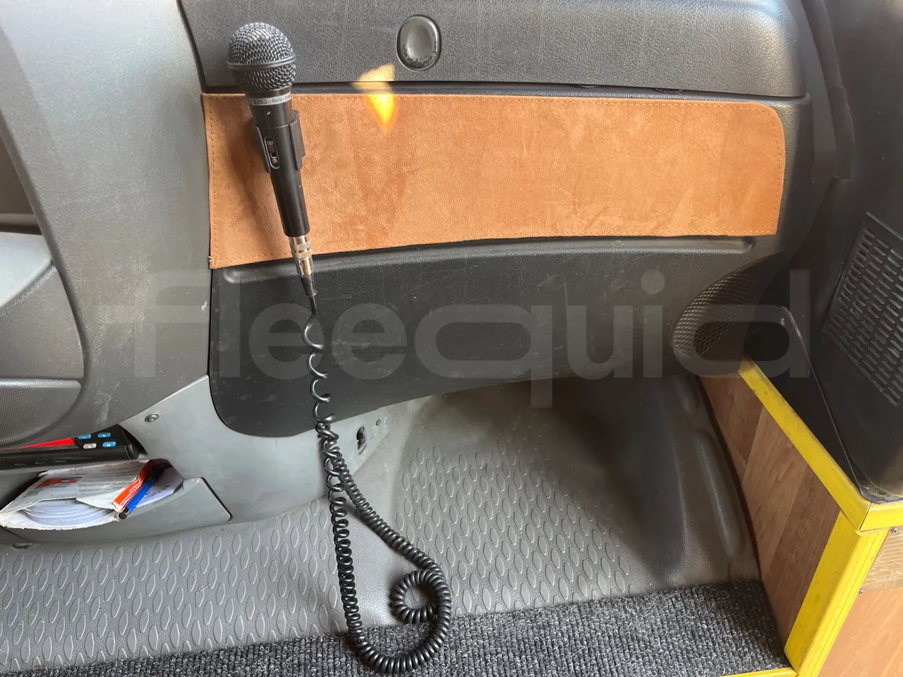 Iveco 65C JBN - EUR3 - 122kW - 6.9m - hostes microphone accessories photo