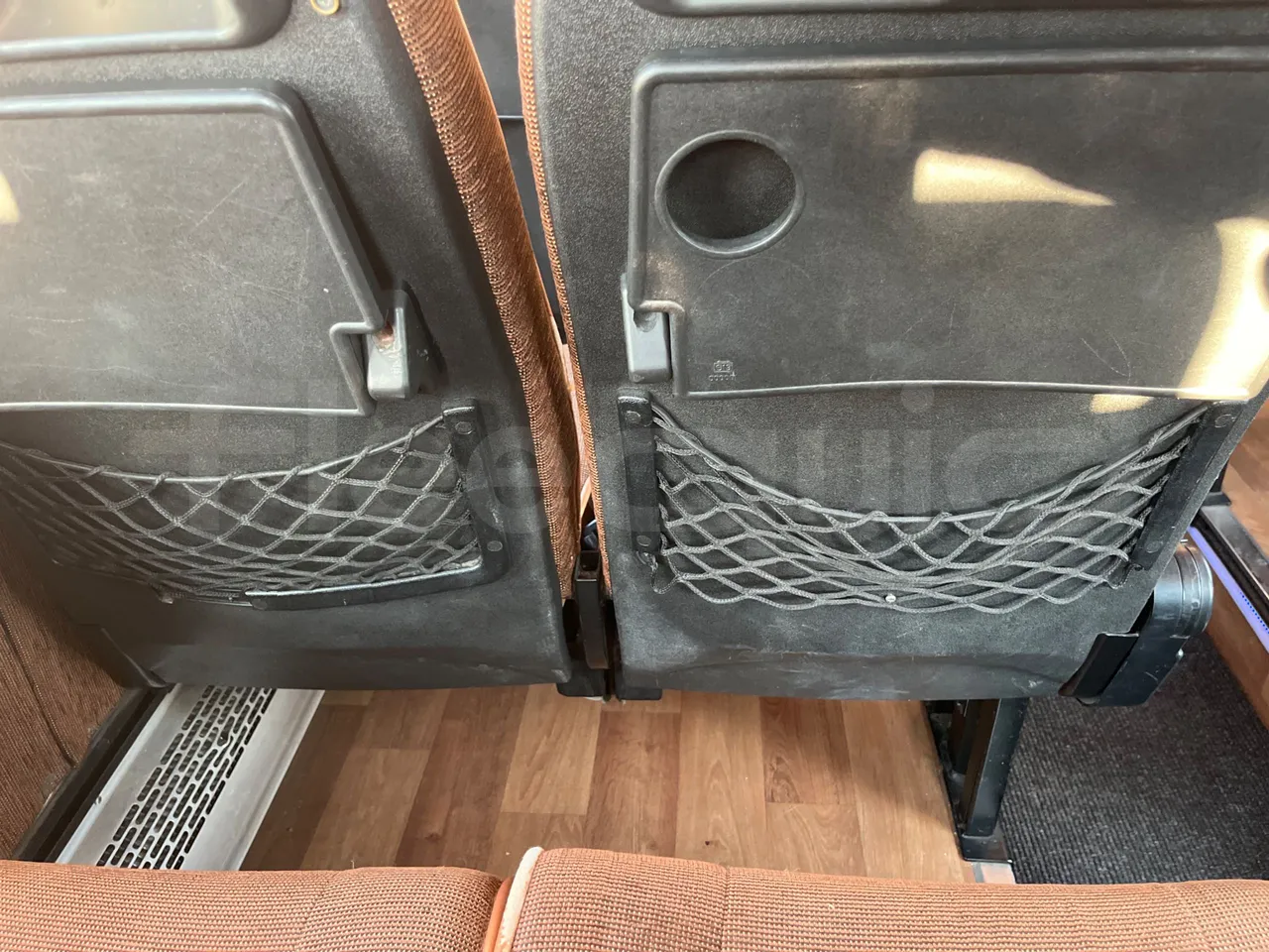 Iveco 65C JBN - EUR3 - 122kW - 6.9m - mesh detail photo