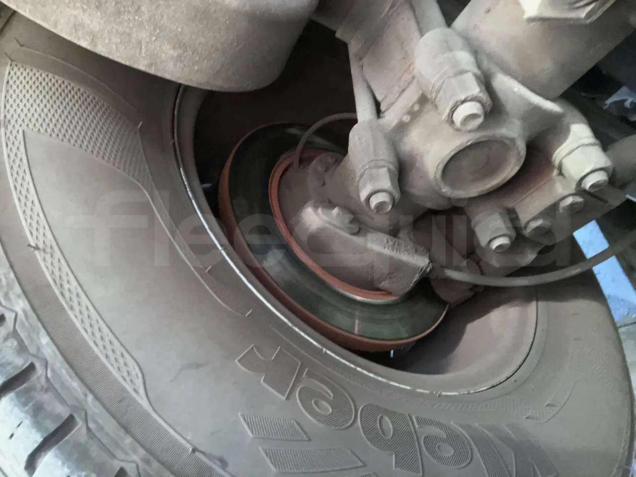 Iveco 65C JBN - EUR3 - 122kW - 6.9m - axle 2 discs left