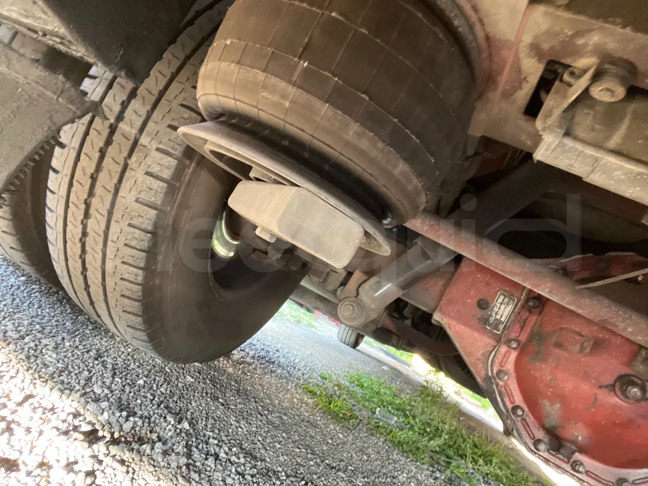 Iveco 65C JBN - EUR3 - 122kW - 6.9m - axle 2 shock absorbers 2 left
