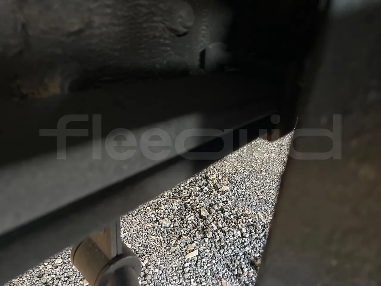 Iveco 65C JBN - EUR3 - 122kW - 6.9m - axle 2 shock absorbers 2 left