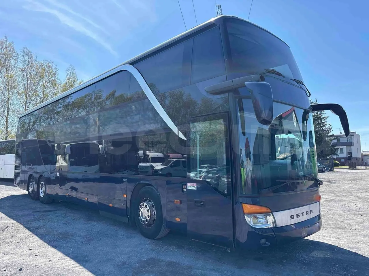 Setra S431 DT - Euro5 - 370kW - 13.890mt - 3/4 front right doors