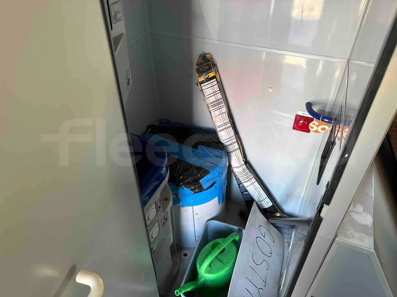 Setra S431 DT - Euro5 - 370kW - 13.890mt - toilette accessories photo