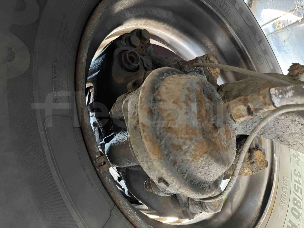 Setra S431 DT - Euro5 - 370kW - 13.890mt - axel 3 caliper brakes left