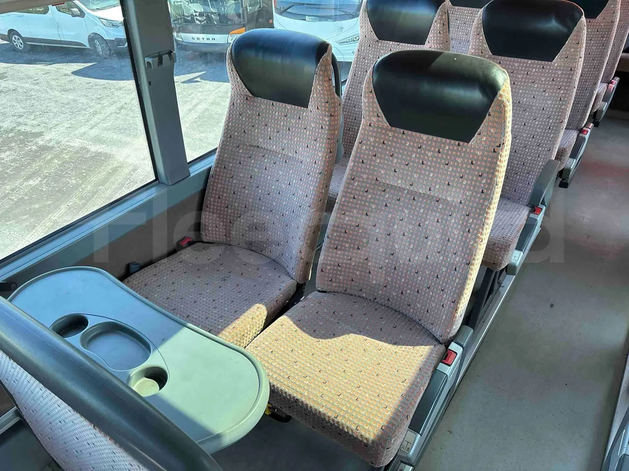 Setra S431 DT - Euro5 - 370kW - 13.890mt - single seat detail