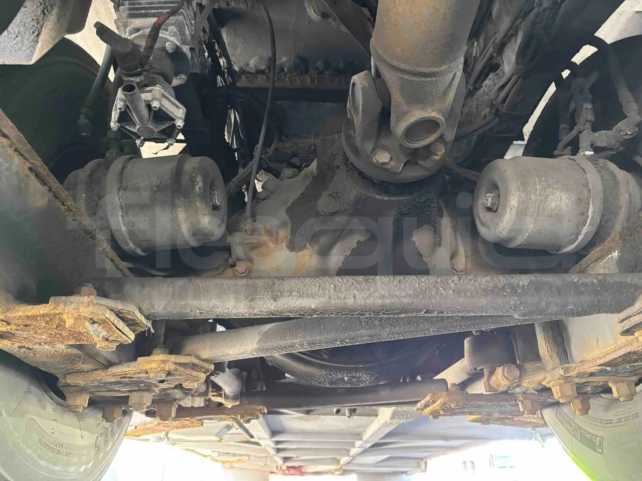 Setra S431 DT - Euro5 - 370kW - 13.890mt - differential photo