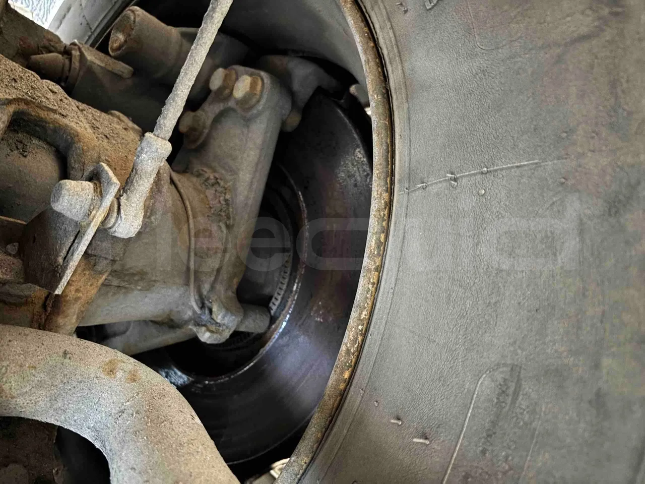 Setra S431 DT - Euro5 - 370kW - 13.890mt - axle 2 discs left