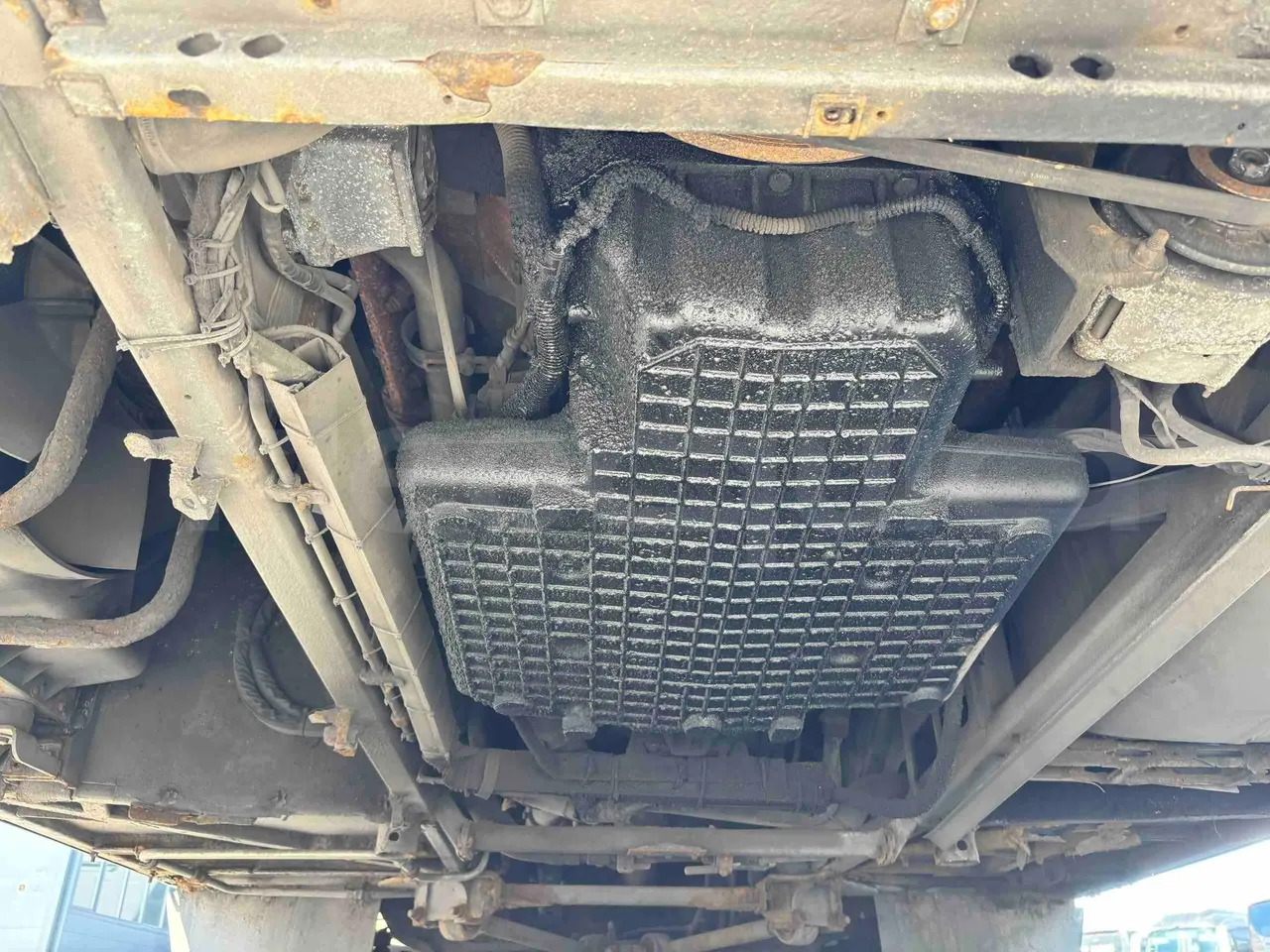 Setra S431 DT - Euro5 - 370kW - 13.890mt - engine without protection