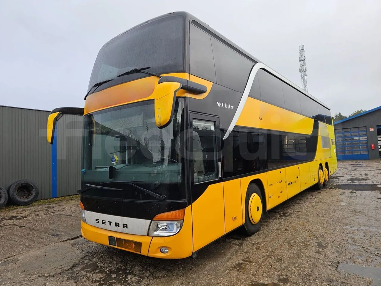 Setra S431 DT - Euro6 - 375kW - 13.890mt - 3/4 front left