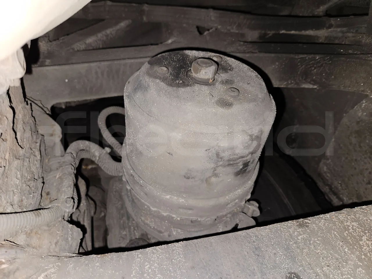 Setra S431 DT - Euro6 - 375kW - 13.890mt - axle 2 caliper brakes right