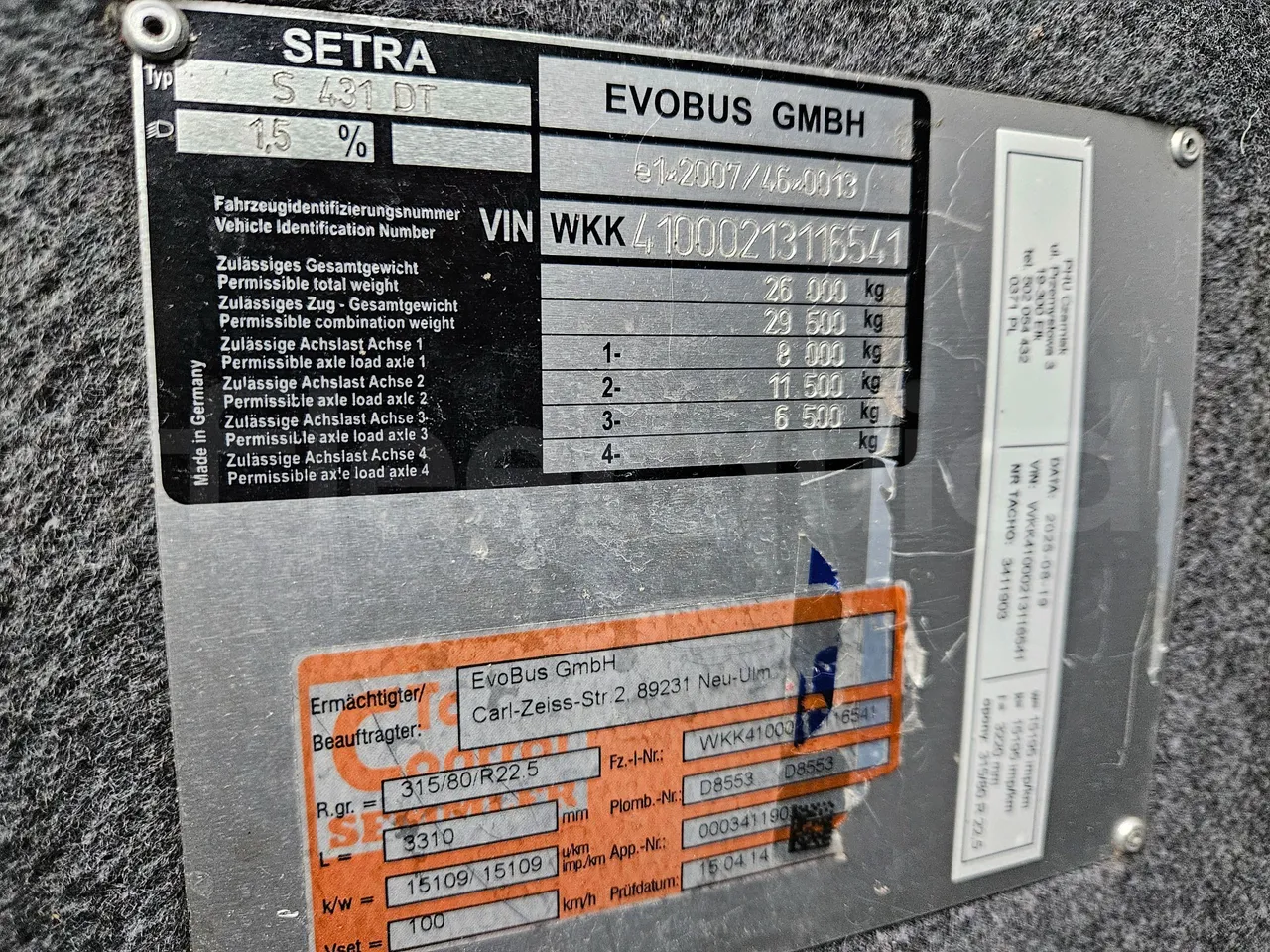 Setra S431 DT - Euro6 - 375kW - 13.890mt - vehicle plate photo
