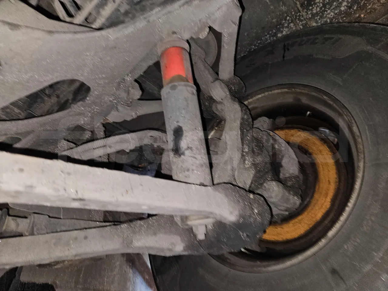 Setra S431 DT - Euro6 - 375kW - 13.890mt - axel 3 shock absorbers 1 right