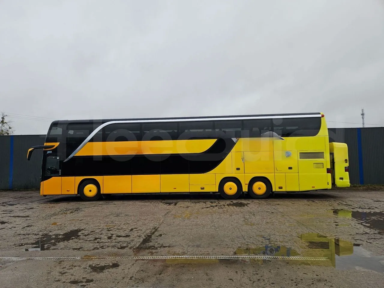 Setra S431 DT - Euro6 - 375kW - 13.890mt - left side photo