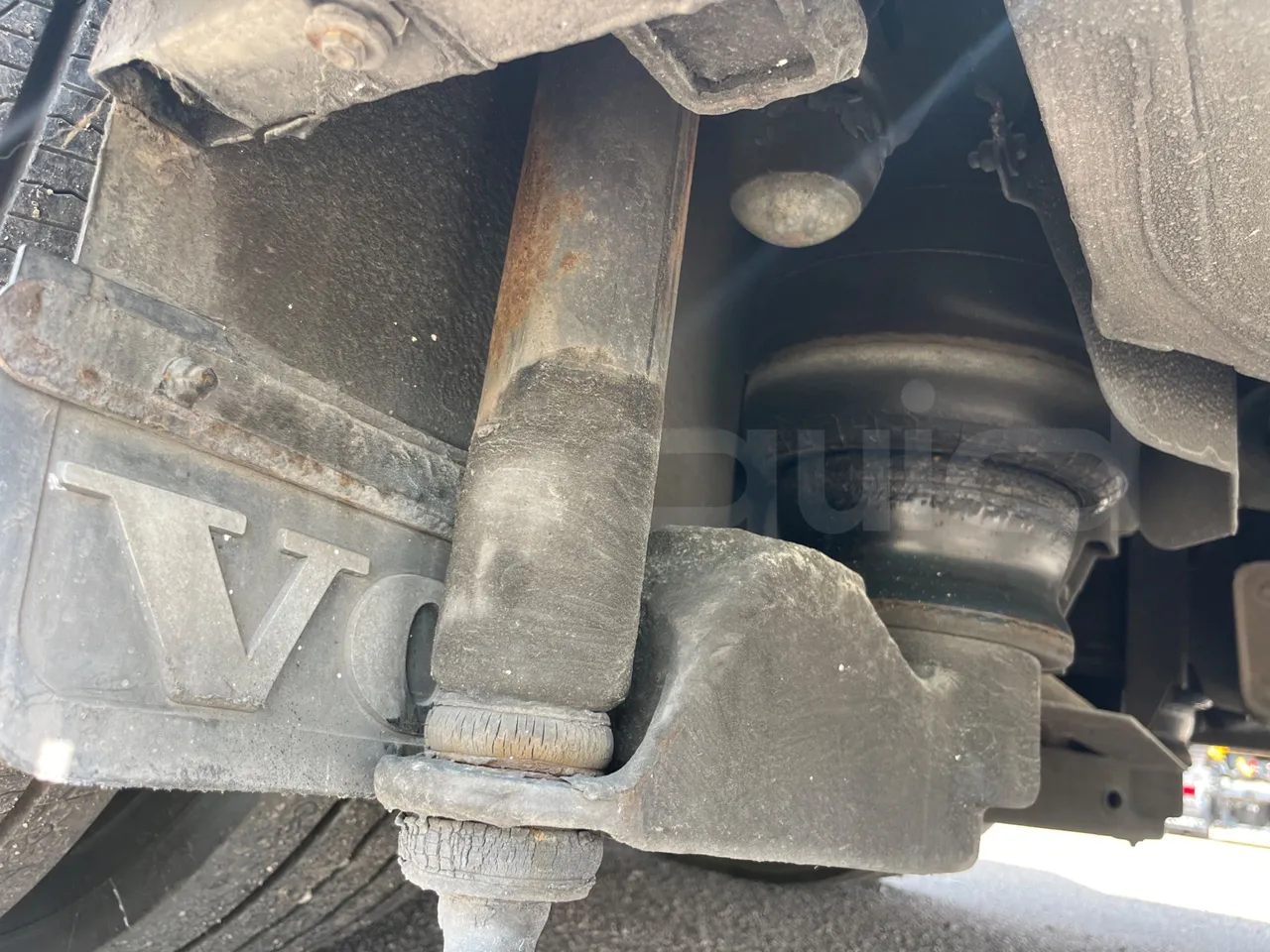 Volvo 9700 B4SC  - Euro6 - 323kW - 12.300mt - axel 2 air springs 1 right