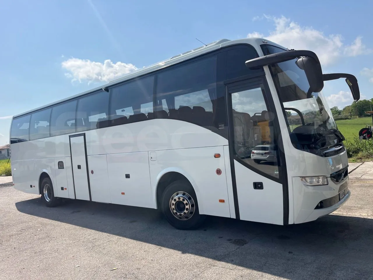 Volvo 9700 B4SC  - Euro6 - 323kW - 12.300mt - Base cover photo
