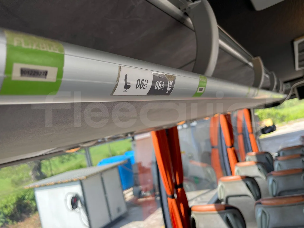 Volvo 9700 B4SC  - Euro6 - 323kW - 12.300mt - disabled area photo