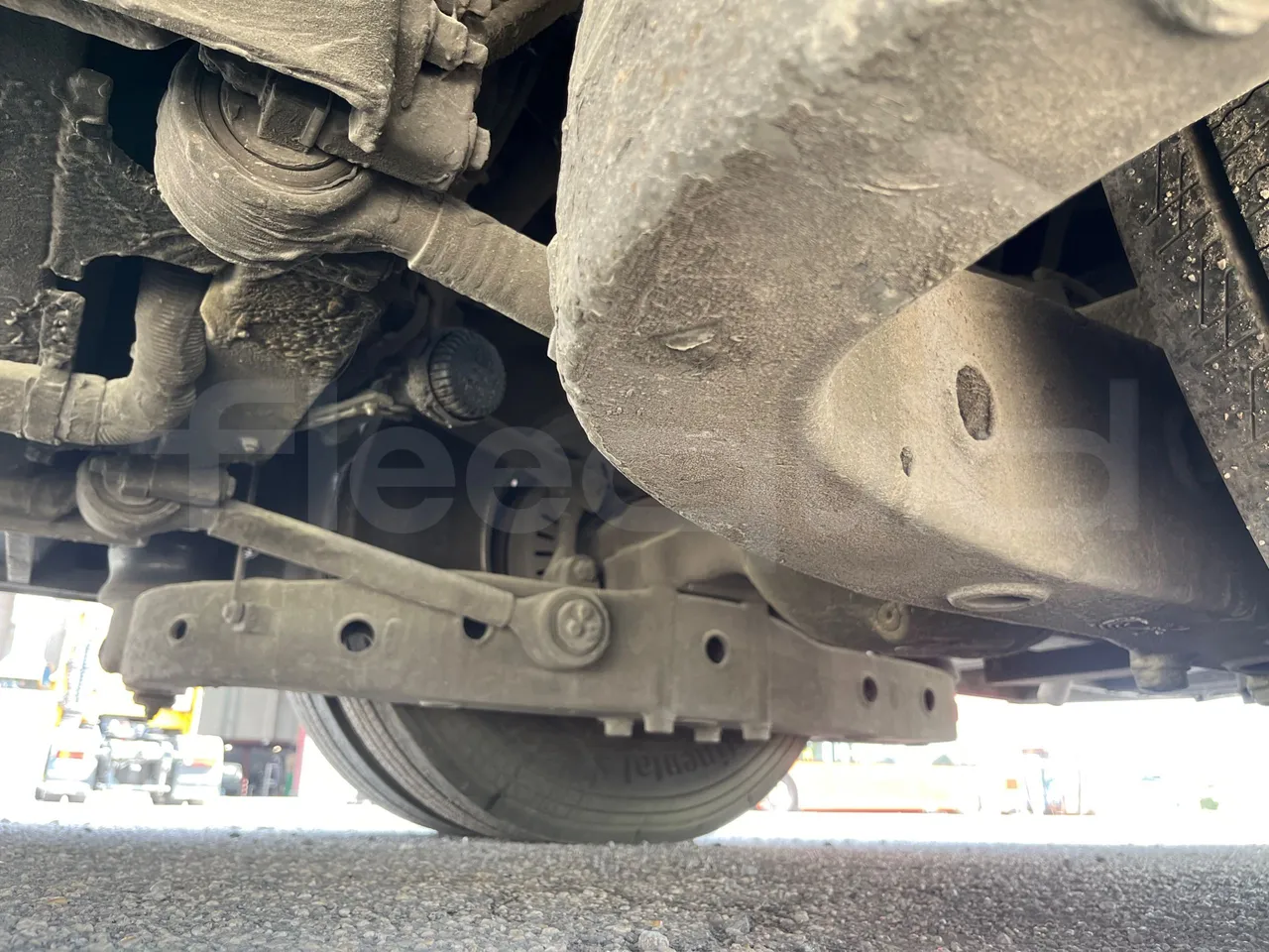 Volvo 9700 B4SC  - Euro6 - 323kW - 12.300mt - axle 2 discs right