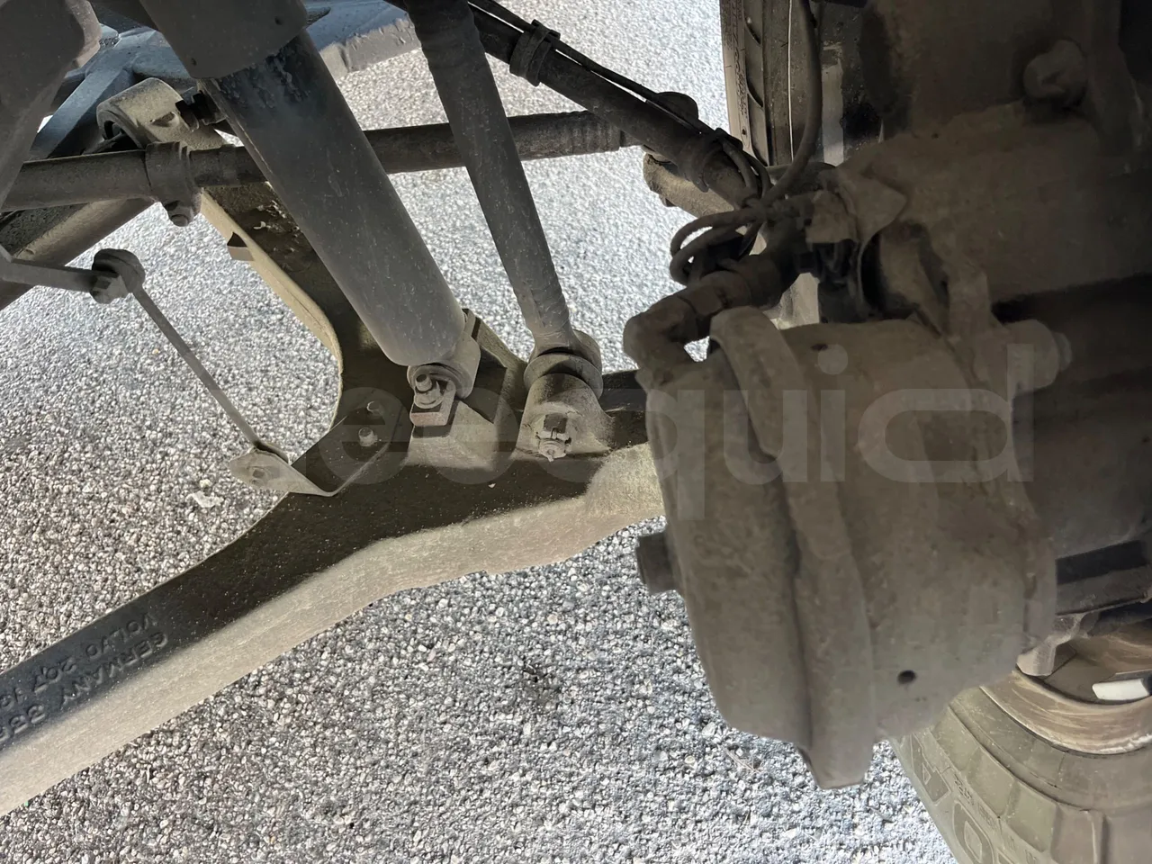 Volvo 9700 B4SC  - Euro6 - 323kW - 12.300mt - front brake calipers right