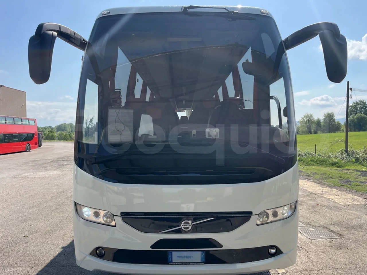 Volvo 9700 B4SC  - Euro6 - 323kW - 12.300mt - front photo