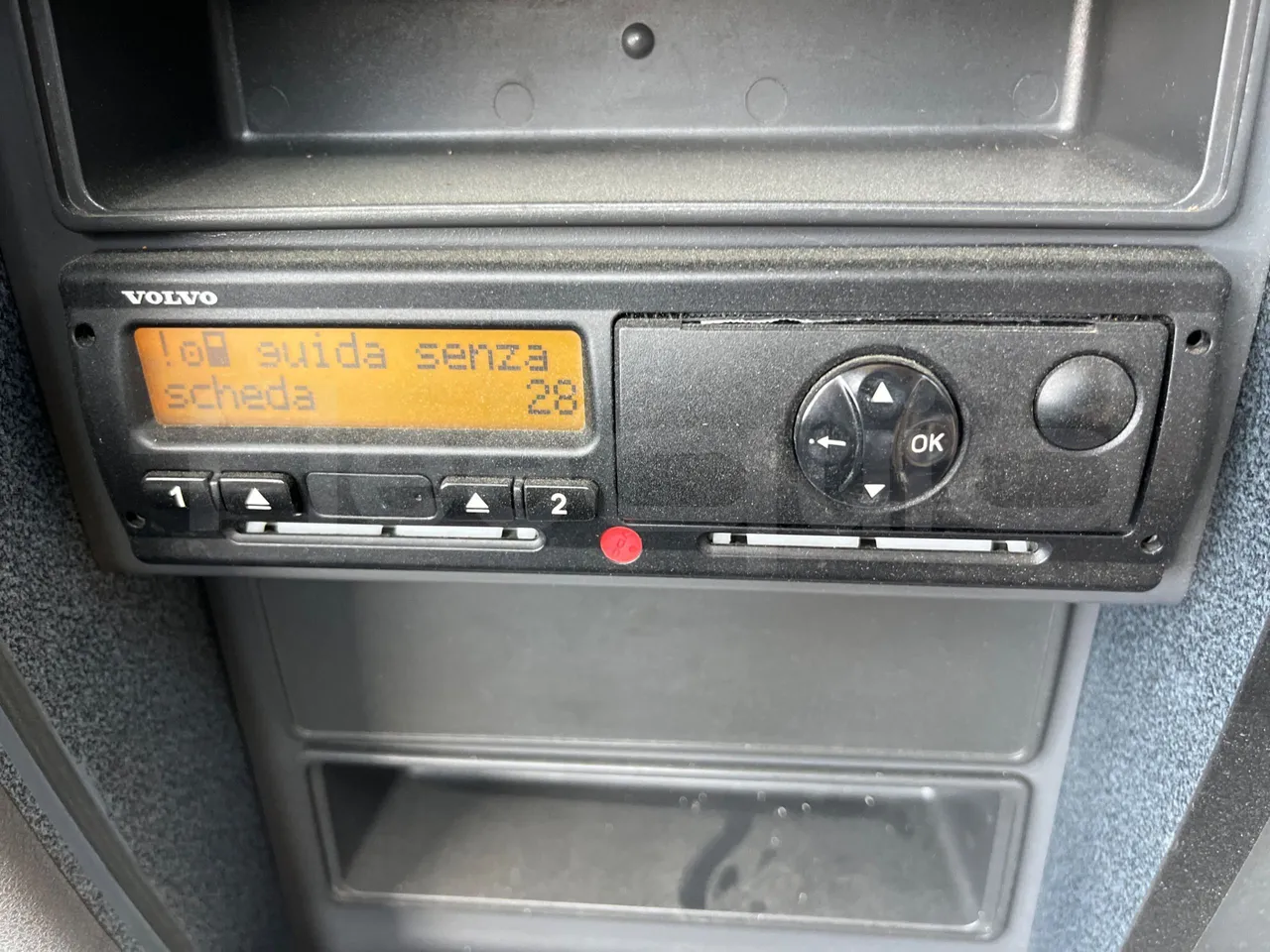 Volvo 9700 B4SC  - Euro6 - 323kW - 12.300mt - Tachograph