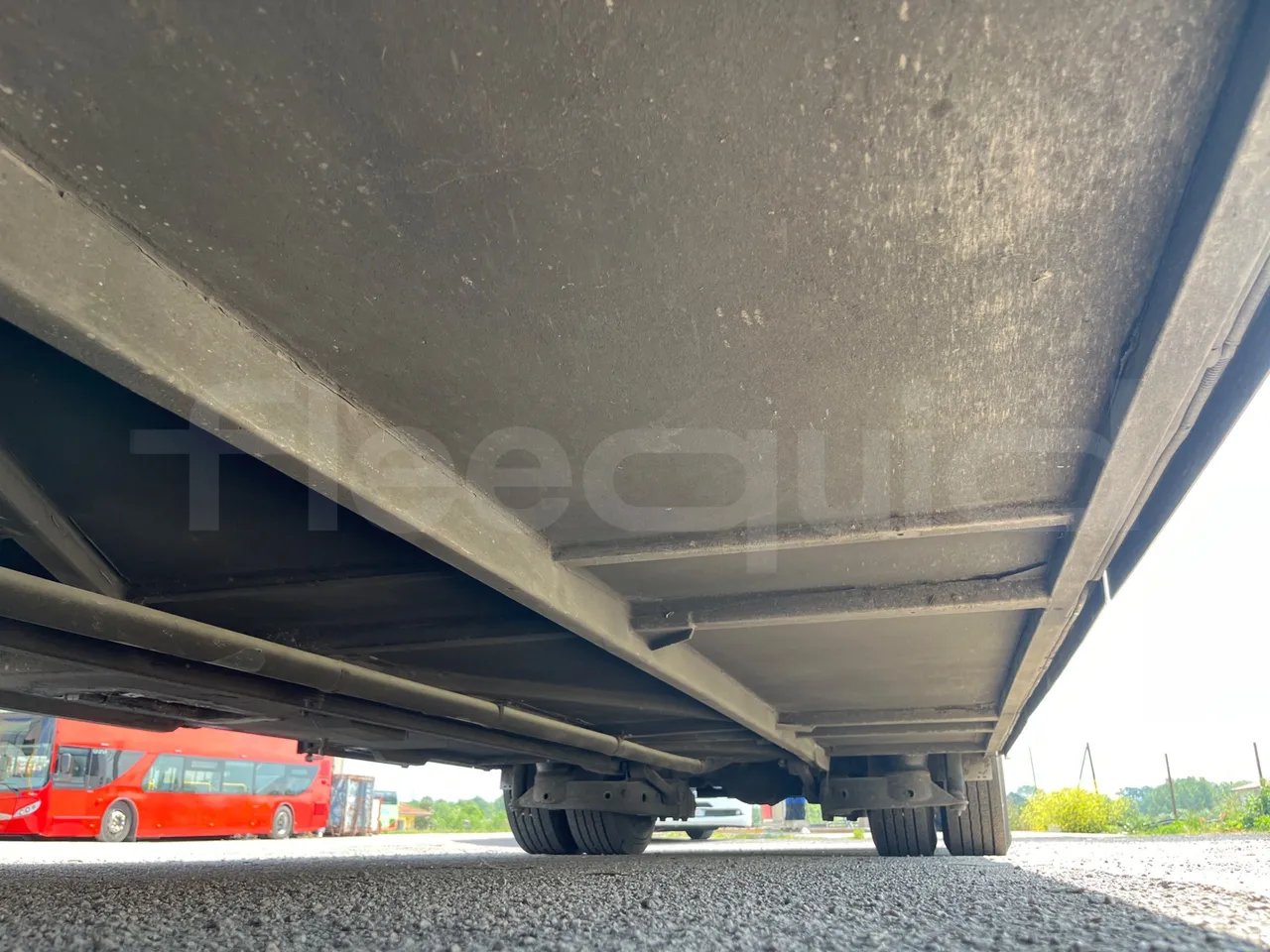 Volvo 9700 B4SC  - Euro6 - 323kW - 12.300mt - central undercarriage photo