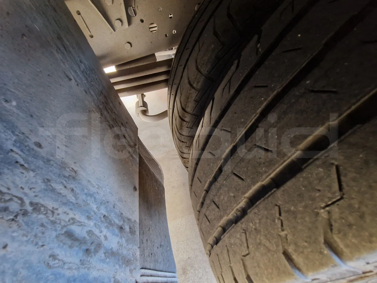Iveco Indcar WGIVMY11 MOBI SCUOLABUS - EUR6 - 100Kw - 8,592m - tread condition third axle tires left