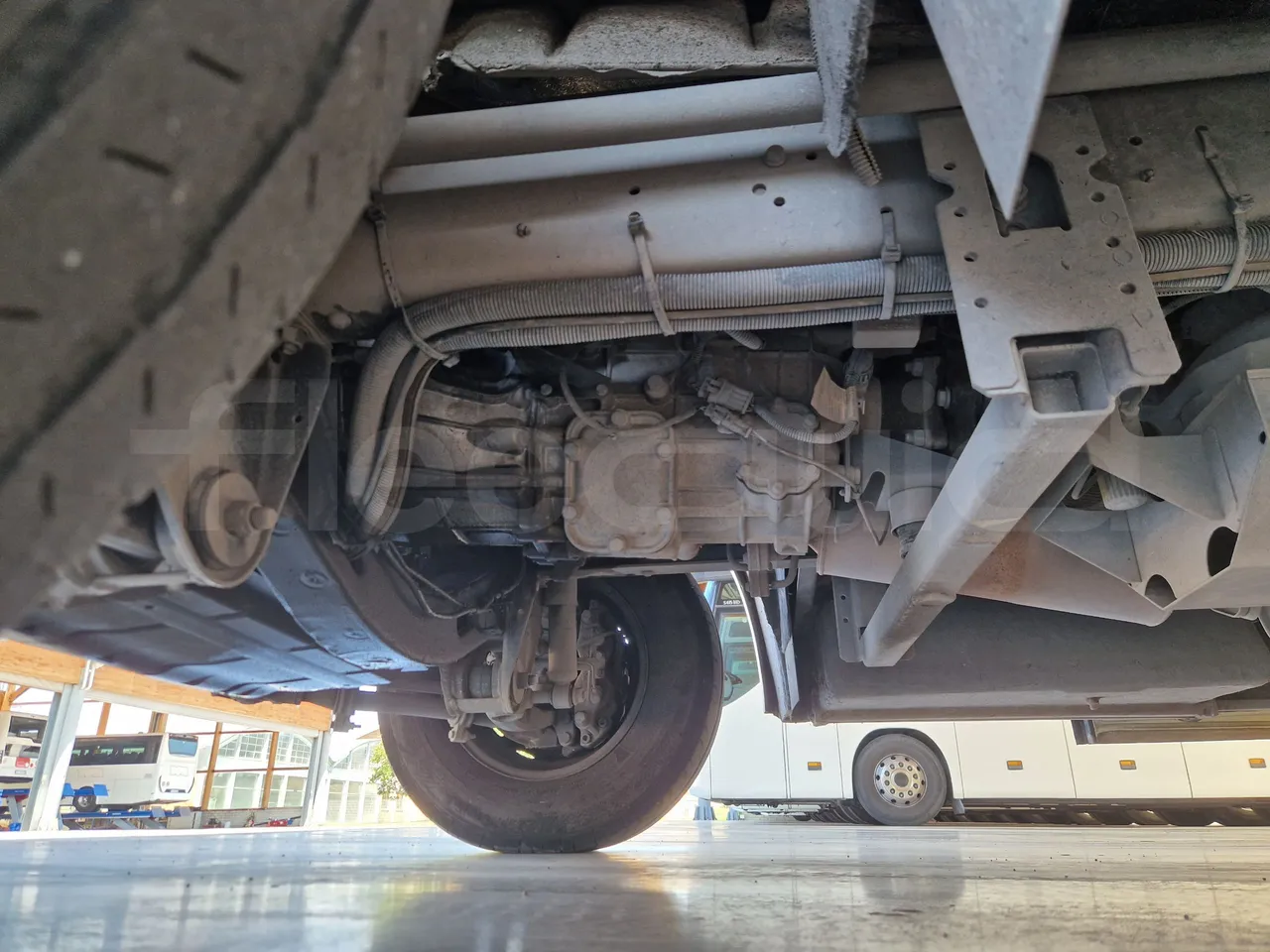 Iveco Indcar WGIVMY11 MOBI SCUOLABUS - EUR6 - 100Kw - 8,592m - front axle left side
