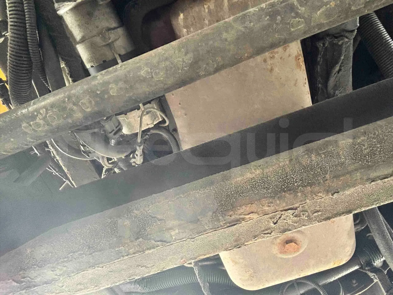 International PB10500 - engine without protection