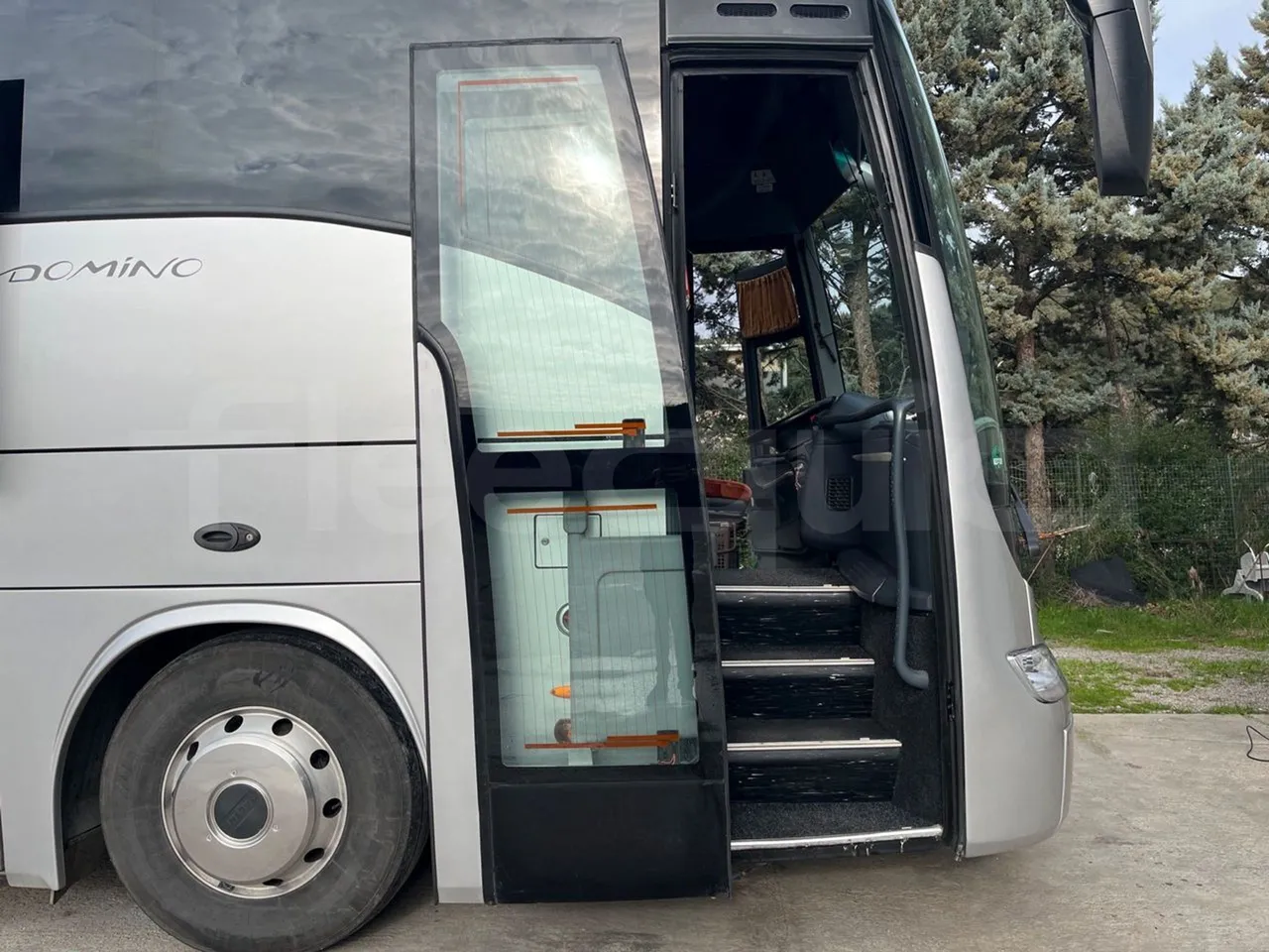 Irisbus 397E.12 397E.12 - Euro5 - 331kW -  12.410mt - front door 1 open