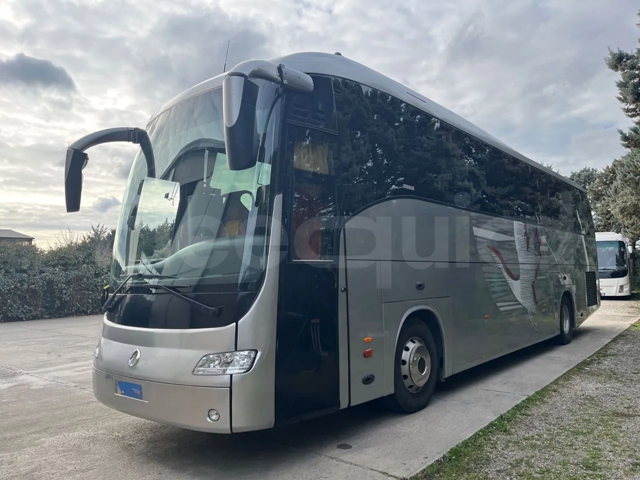 Irisbus 397E.12 397E.12 - Euro5 - 331kW -  12.410mt - 3/4 front left