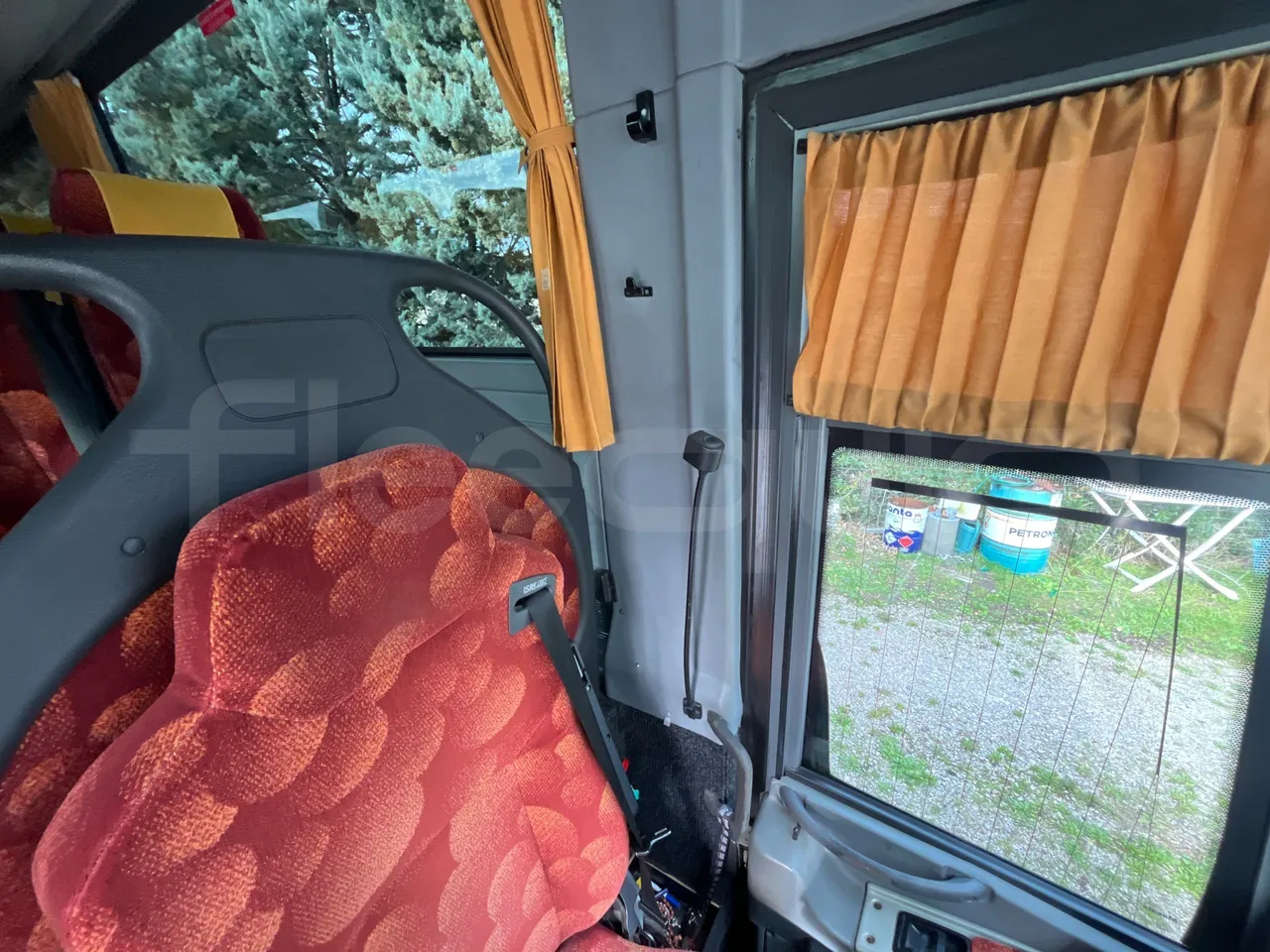 Irisbus 397E.12 397E.12 - Euro5 - 331kW -  12.410mt - driver microphone accessories photo