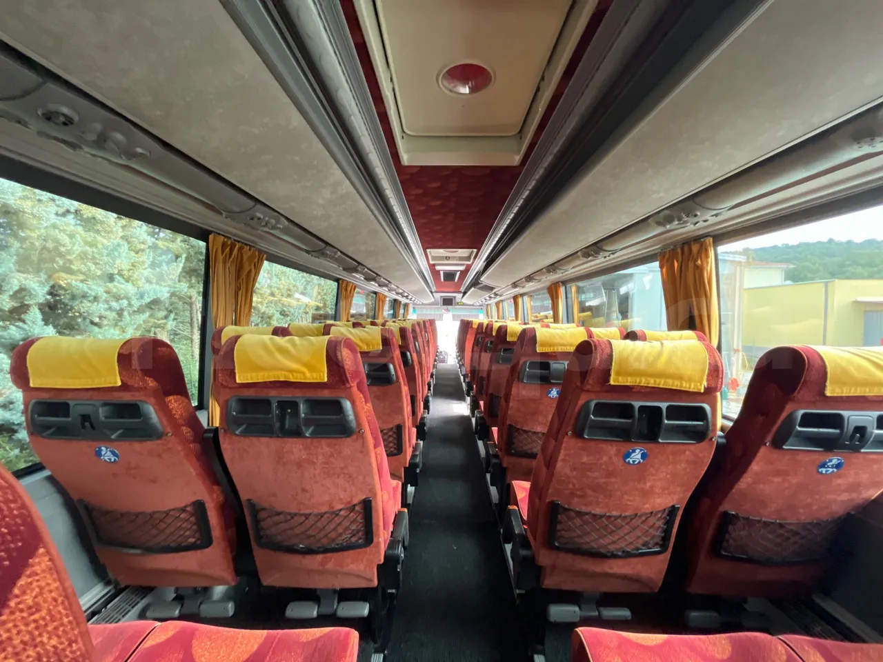 Irisbus 397E.12 397E.12 - Euro5 - 331kW -  12.410mt - forward view all seats last row height