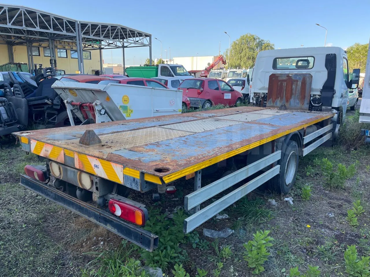 MITSUBISHI FUSO FE4P10TF1N - Euro6 - 110kW -  7.060mt - 3/4 right rear doors closed