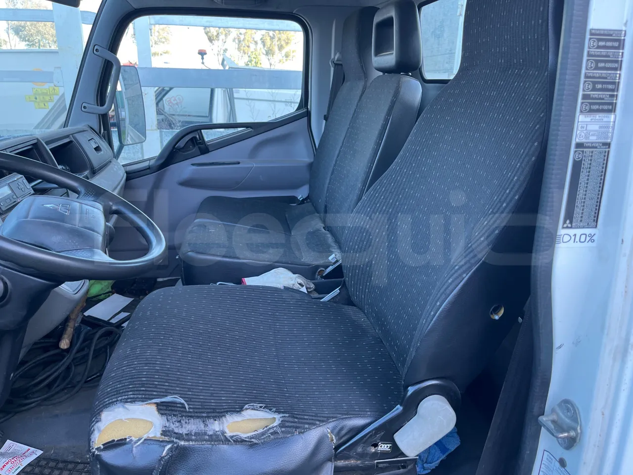MITSUBISHI FUSO FE4P10TF1N - Euro6 - 110kW -  7.060mt - driver's seat photo