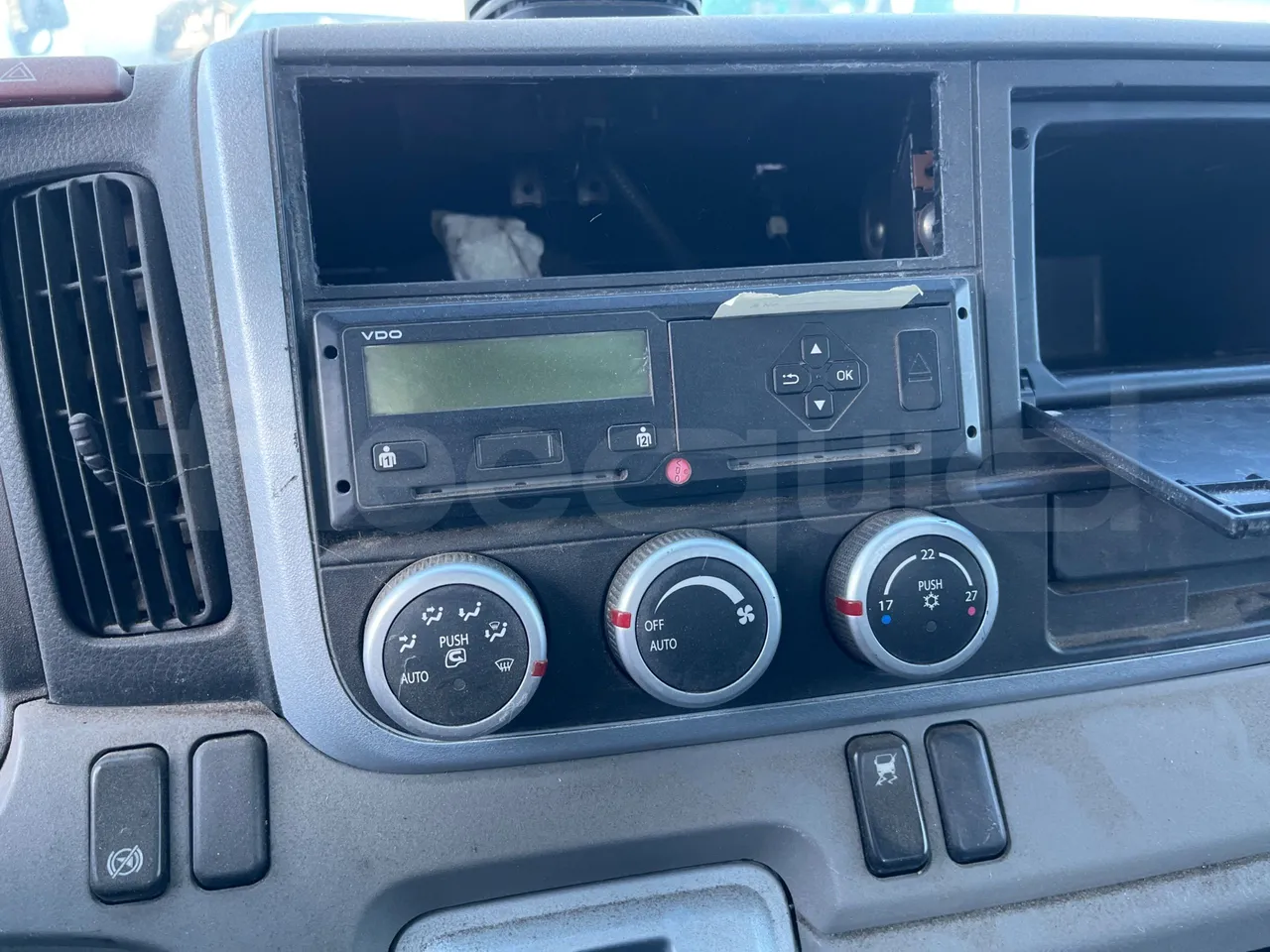MITSUBISHI FUSO FE4P10TF1N - Euro6 - 110kW -  7.060mt - Tachograph