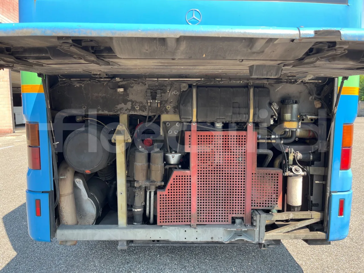 Mercedes-Benz Integro 0550-EUR3-220kW-12m - external compartments photo