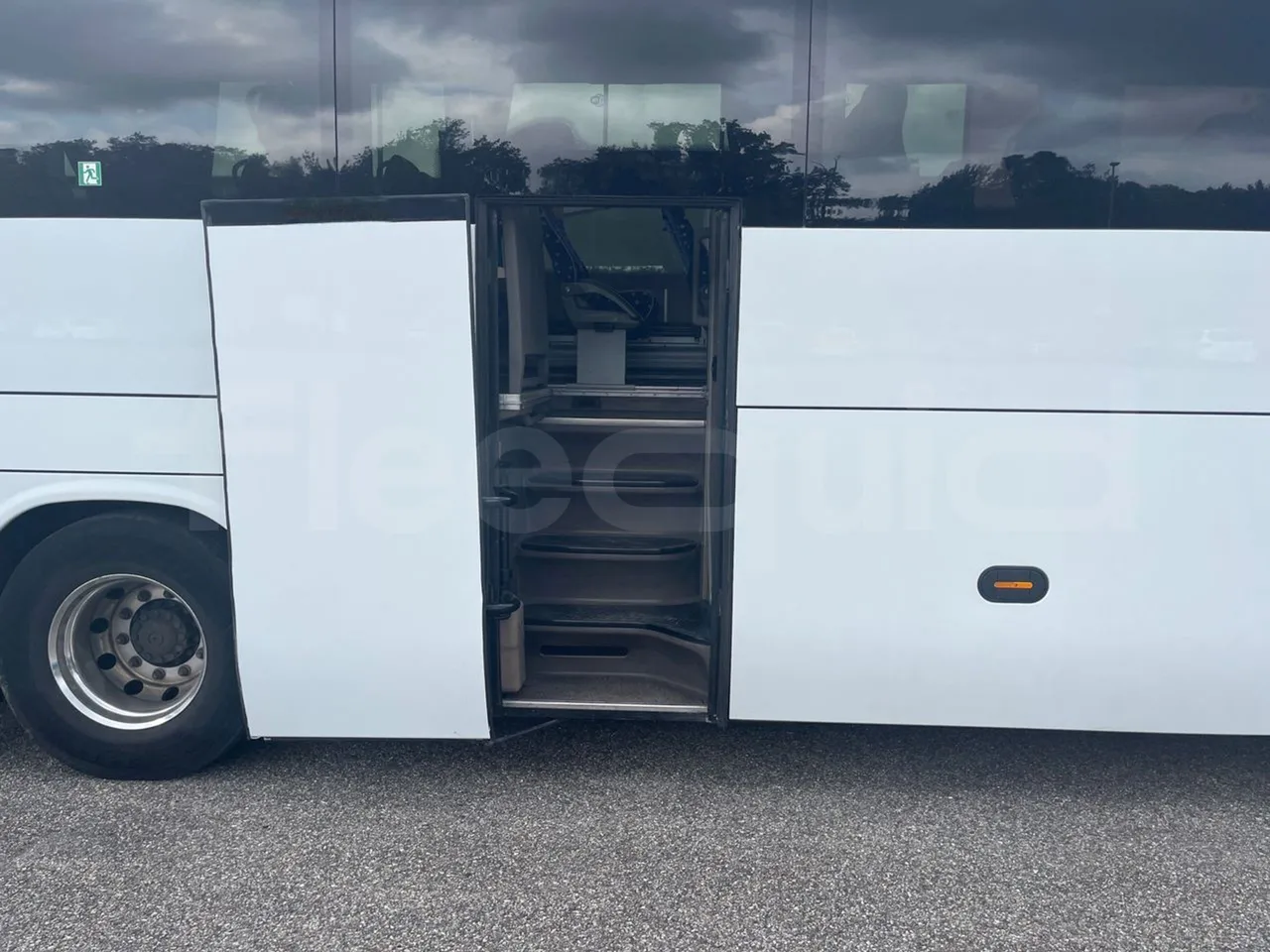 Iveco Magelys SFR2XX - Euro6 - 12,83m - 294kw - front door 2 open