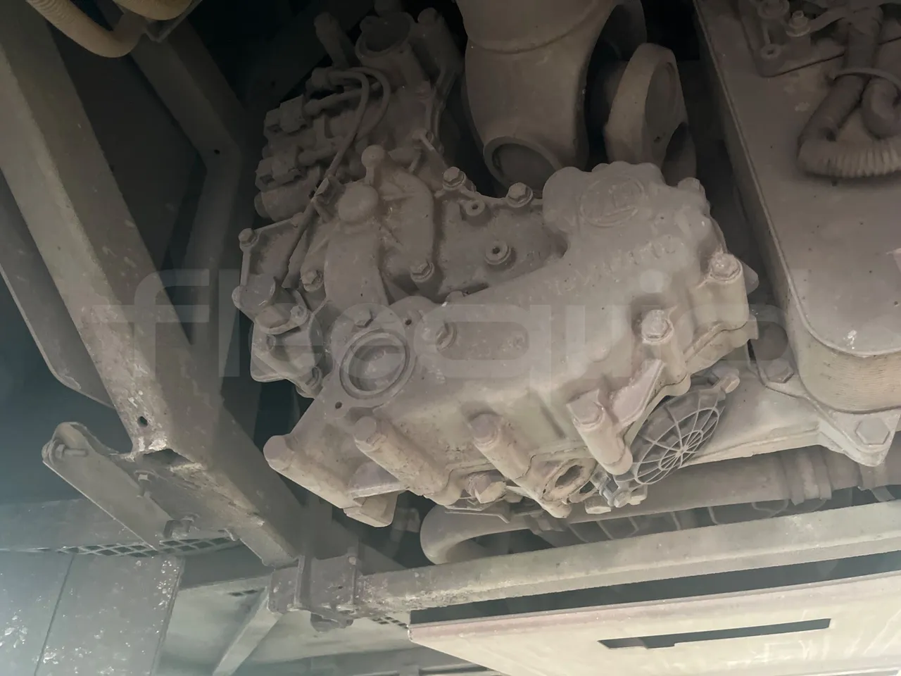 Iveco Magelys SFR2XX - Euro6 - 12,83m - 294kw - gearbox photo