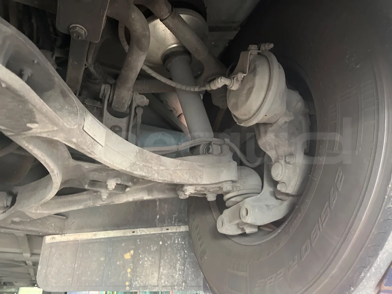 Iveco Magelys SFR2XX - Euro6 - 12,83m - 294kw - front axle left side
