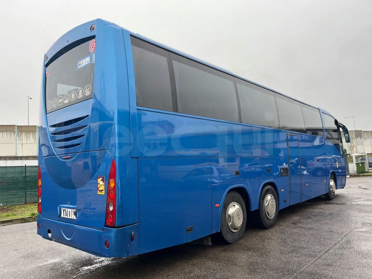 Irizar Scania К470ЕВ 6X2 - Euro4 - 345kW - 12.850mt - 3/4 right rear doors closed