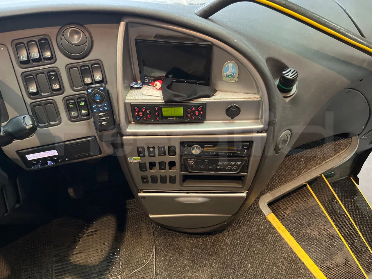 Irizar Scania К470ЕВ 6X2 - Euro4 - 345kW - 12.850mt - onboard devices 1