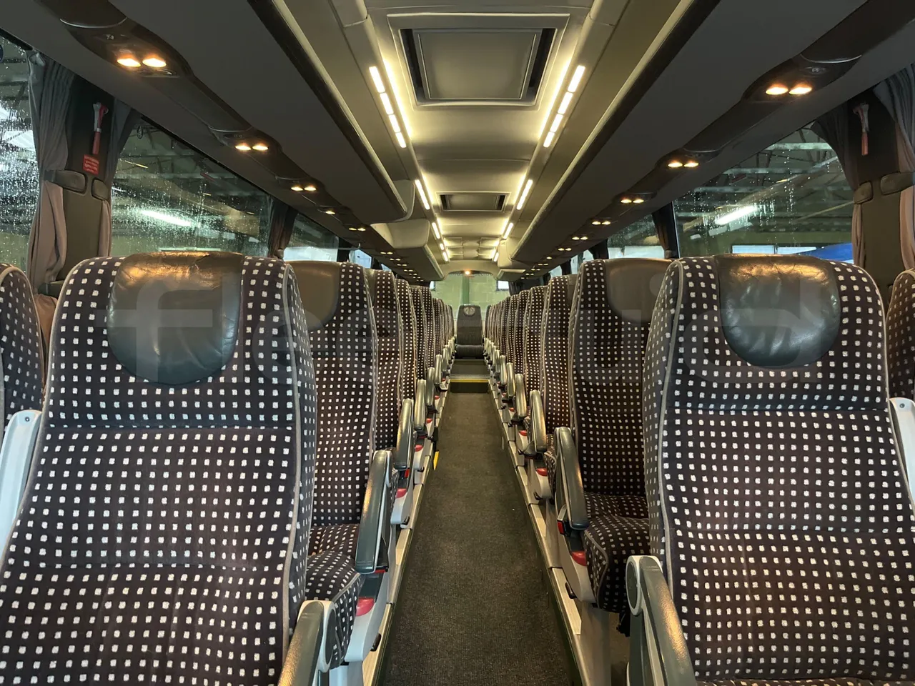 Irizar Scania К470ЕВ 6X2 - Euro4 - 345kW - 12.850mt - handrails photo