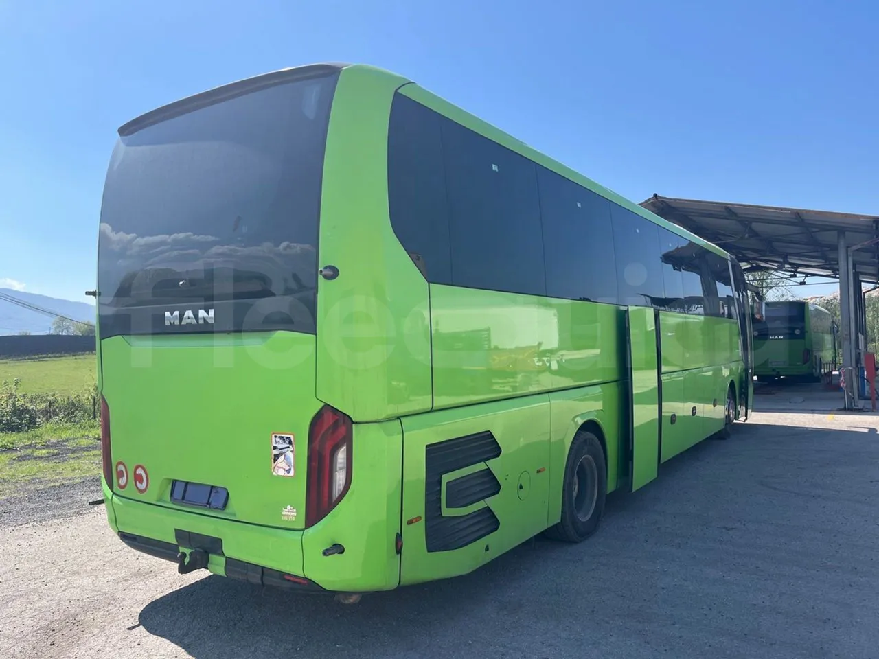 Man Lion's Coach C Joacb - Euro6 - 338kW - 13.100mt - 3/4 right rear doors open