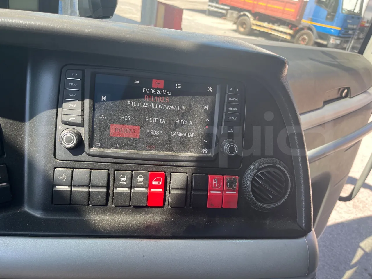 Man Lion's Coach C Joacb - Euro6 - 338kW - 13.100mt - radio accessories photo