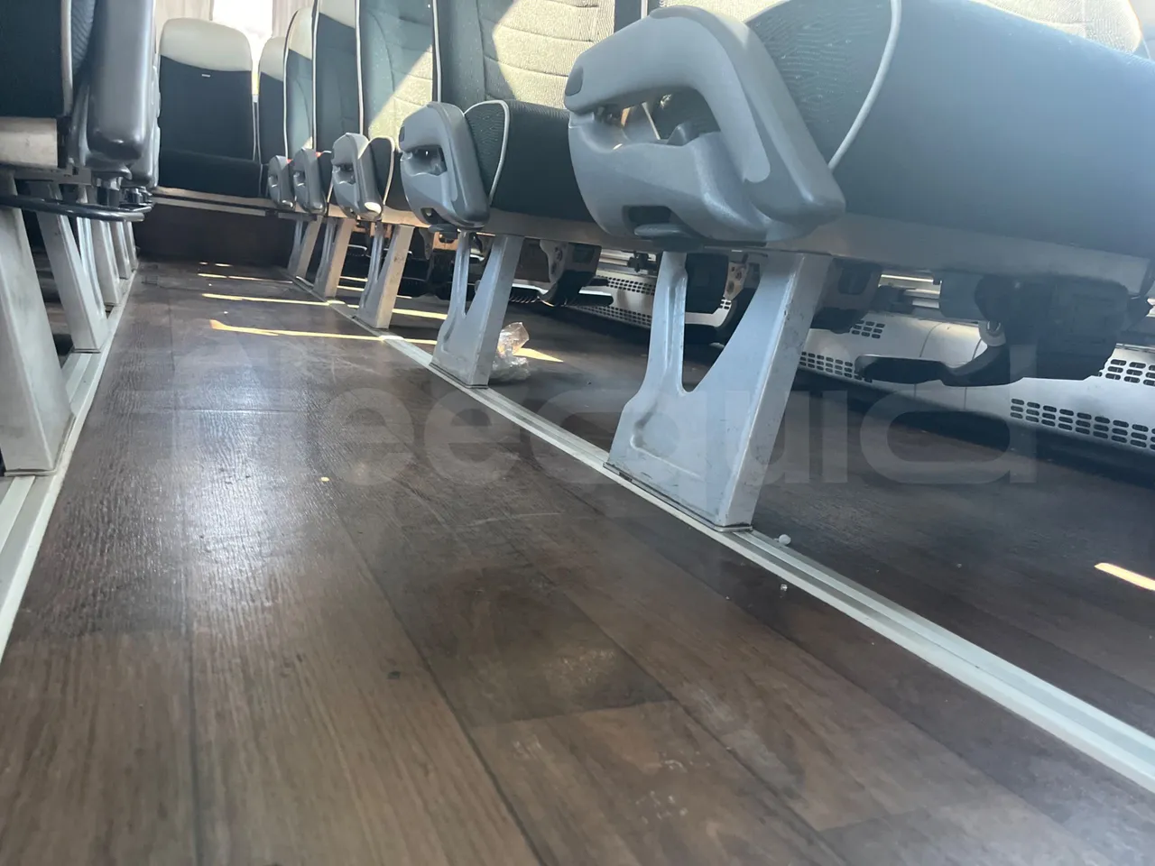 Man Lion's Coach C Joacb - Euro6 - 338kW - 13.100mt - seat brackets photo